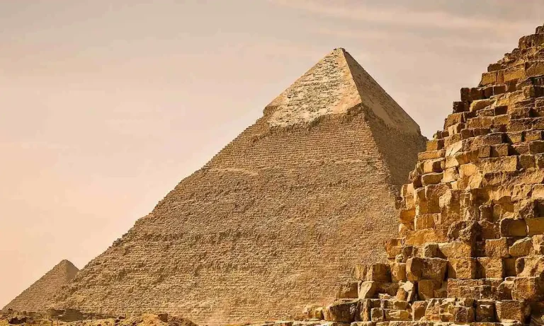 12 Days Cairo, Aswan, Luxor, Hurghada Family Holiday