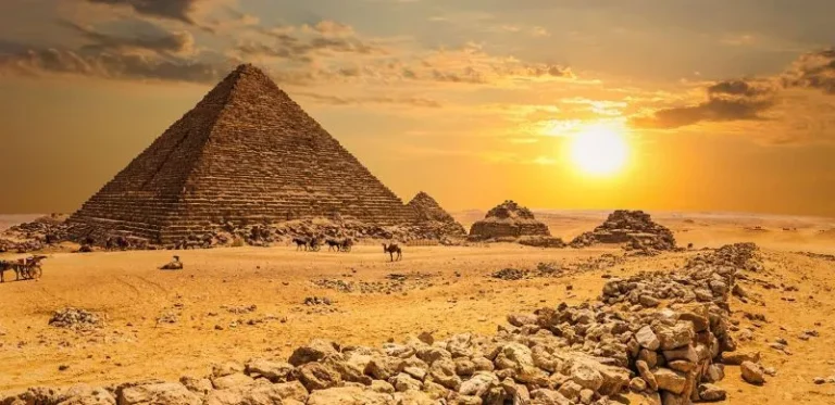 7 Days Solo Woman Cairo and Hurghada Tour