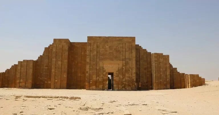 3 Days Solo Woman Cairo Tour