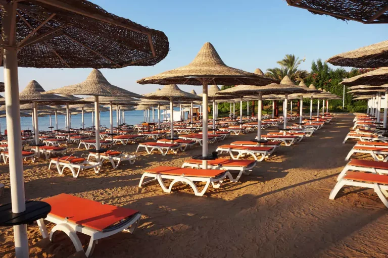 7 Days Cairo and Hurghada Tour for Seniors