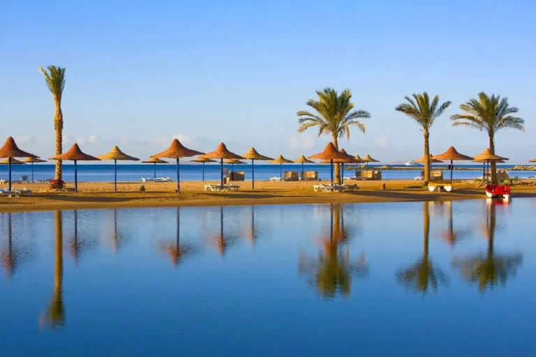 Senior Tour Cairo, Luxor, Aswan and Marsa Alam