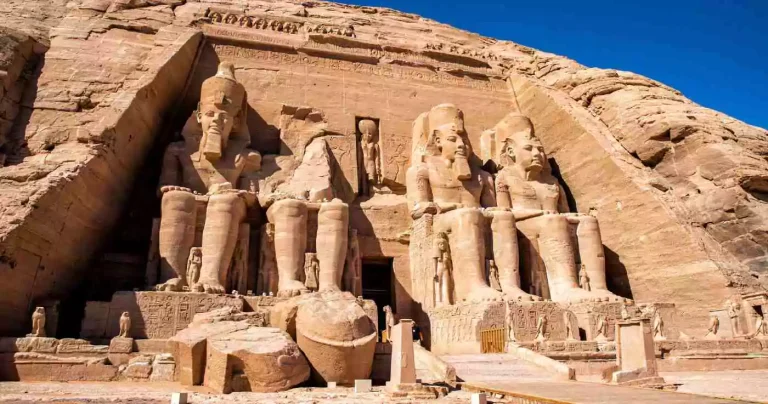 Abu Simbel Tour from Aswan by bus