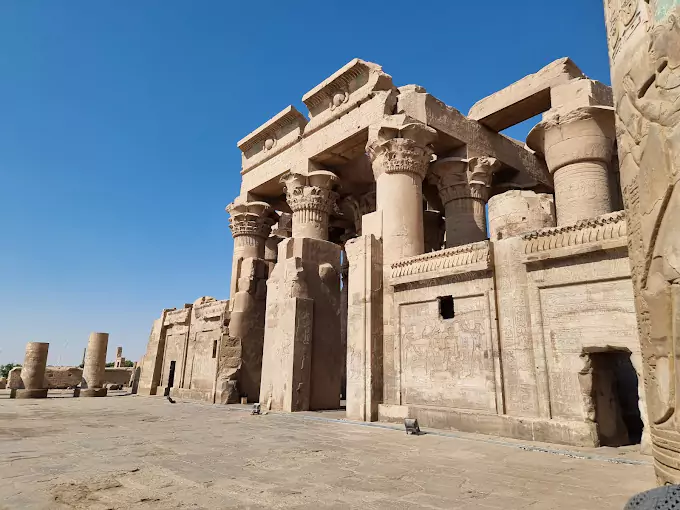 5 Days Luxor to Aswan Nile Cruise