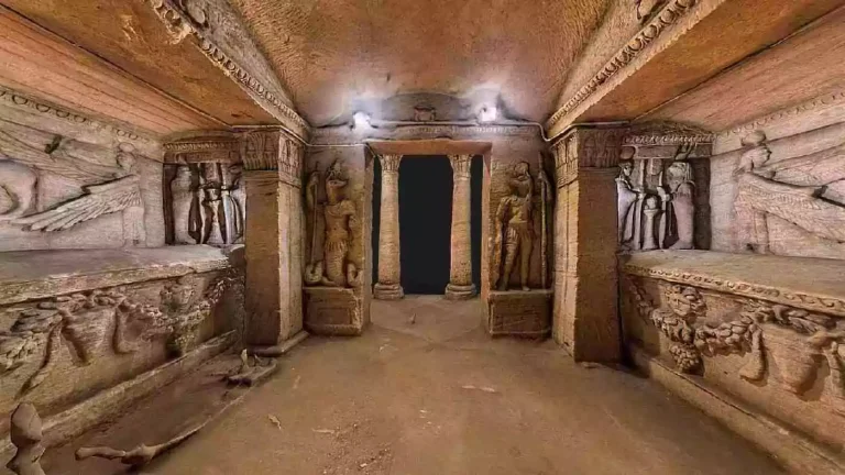Greco Roman Museum and Catacomb Tour
