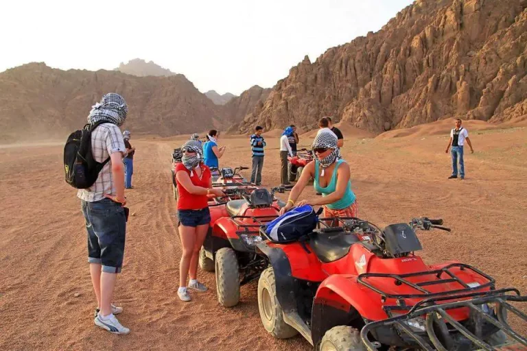 Makadi Bay Morning Quad Tour with Camel Ride