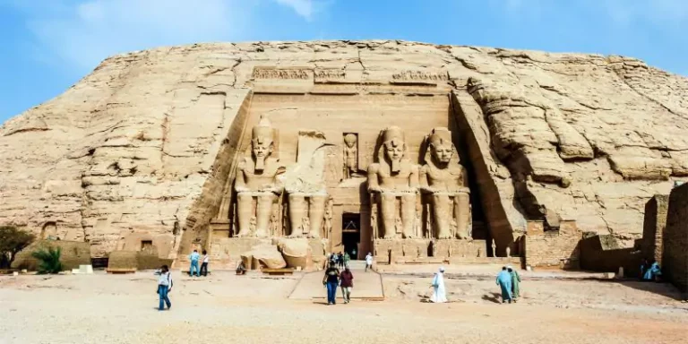 4-Day Nile Cruise Aswan trip to Luxor