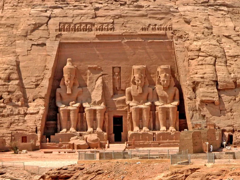 8 Days Luxury Cairo and Abu Simbel