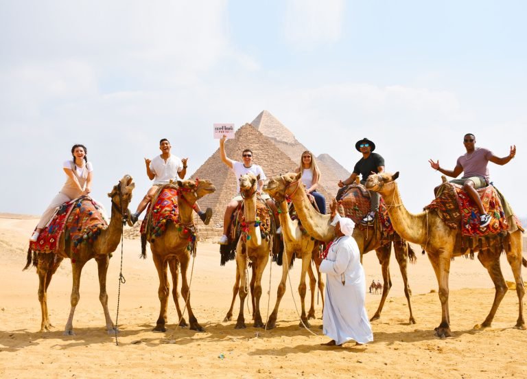 Giza Pyramids Tour from Dahab
