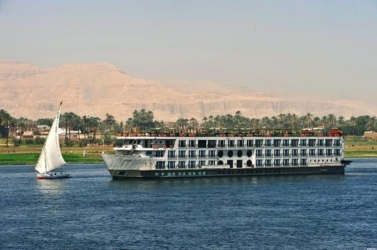 4 Days  Elite Nile Cruise from Aswan to Luxor