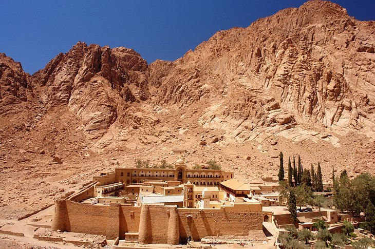 Mount Sinai and Saint Catherine Tour from Dahab