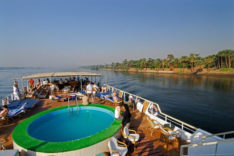 7 Days Cairo & Nile Cruise at Christmas