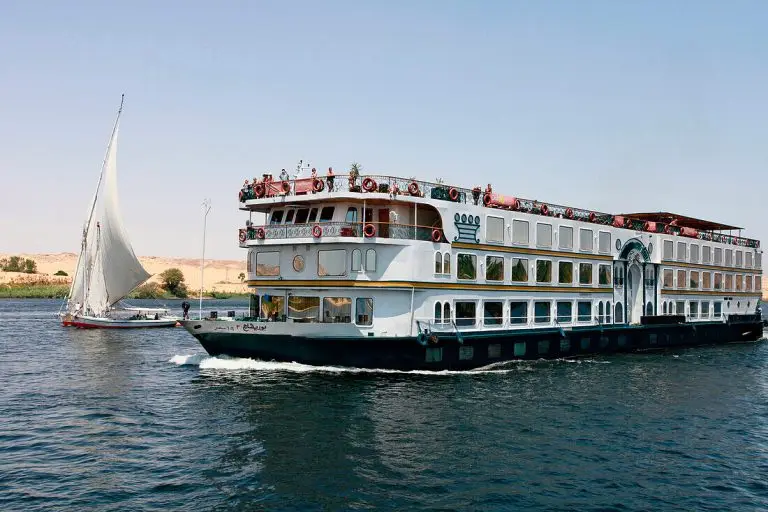 Luxor and Aswan Nile cruise
