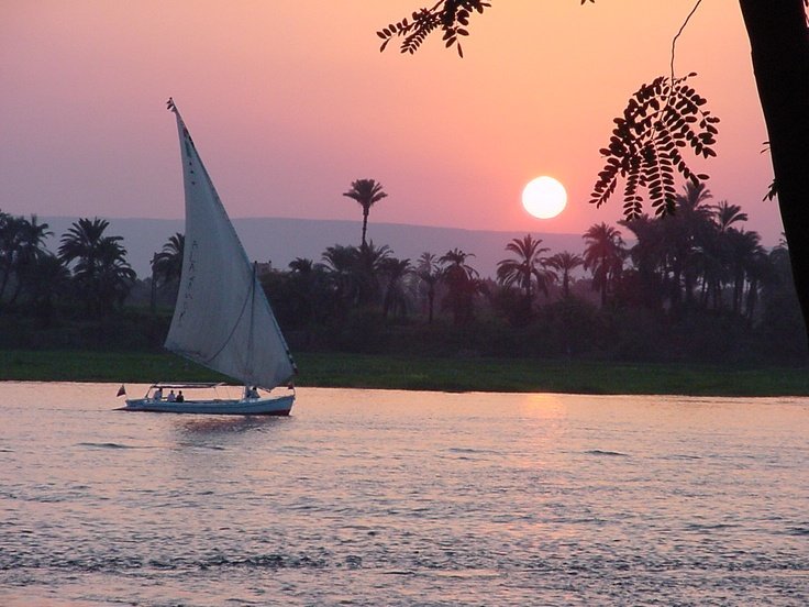 14 Days Hurghada vacation package to Luxor and Aswan with Nile cruise