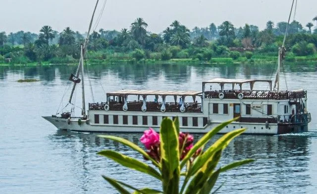4 Days Egypt Nile River cruise to Aswan and Luxor